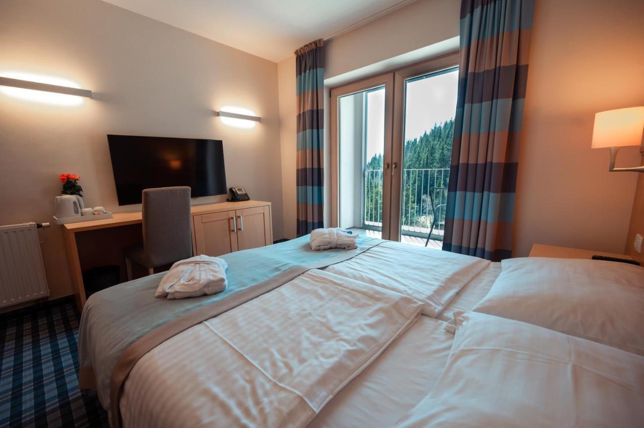 מוזירייה Wellness Hotel Montis מראה חיצוני תמונה